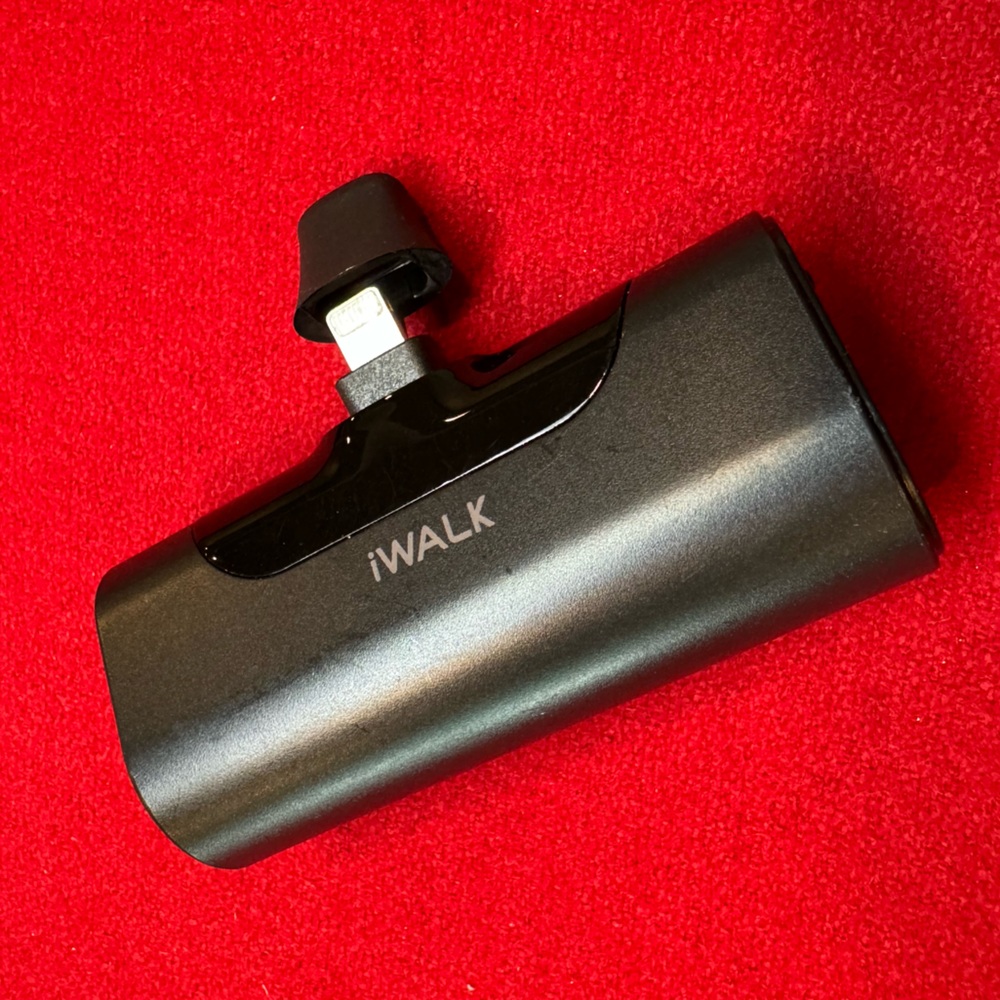 iWalk Portable Lightning Charger for Apple iPhone iPad USB-C Power Bank Battery
